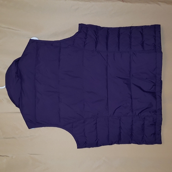 Lands End women's dark purple quilted vest. New without tags. Size Lg 14-16 - Picture 2 of 6